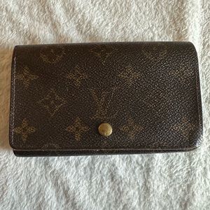 Louis Vuitton monogram compact wallet